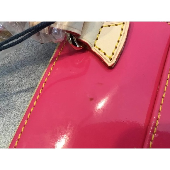 Dooney and Bourke patent leather 3 zipper crossove - Picture 5 of 6